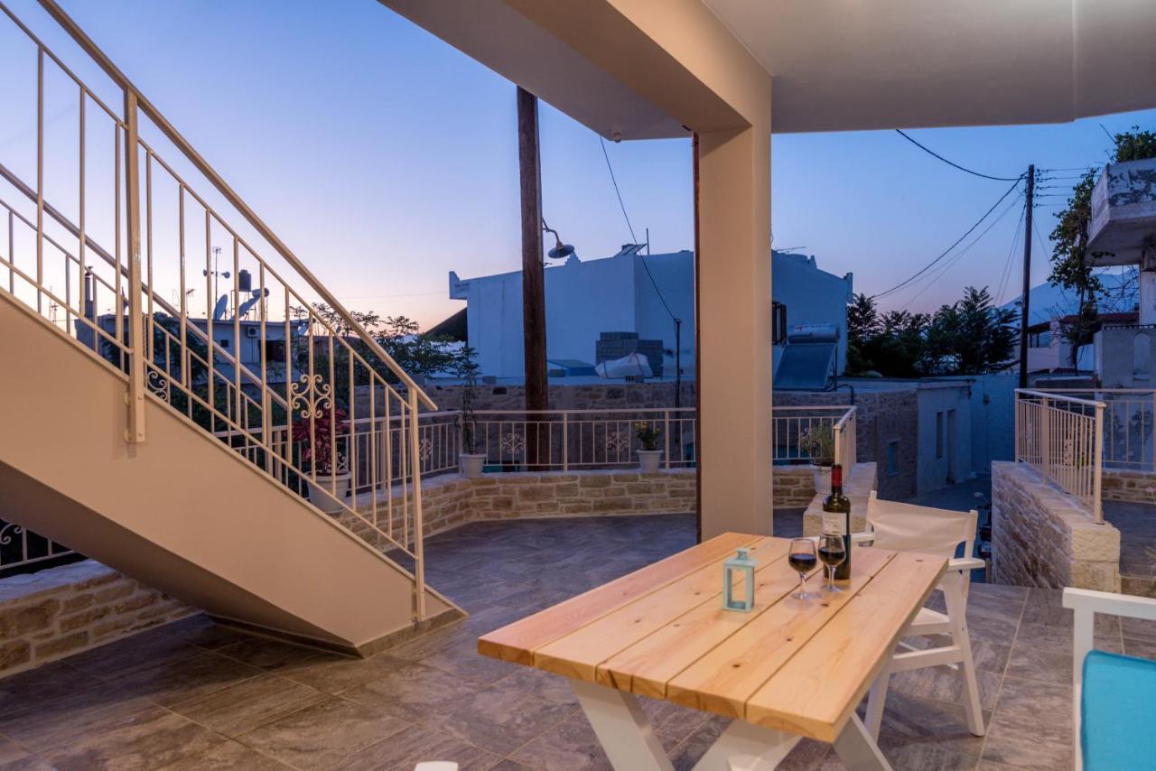 Efkosmias Apartments Pitsidia Ngoại thất bức ảnh